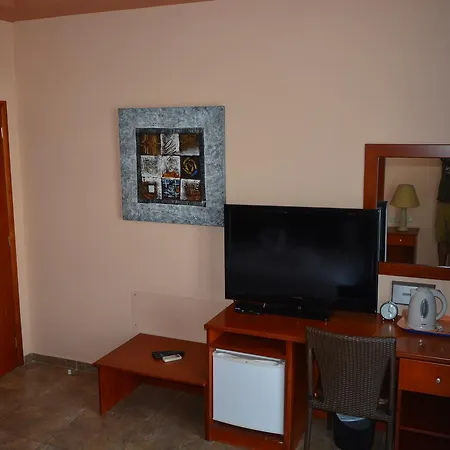 מלון Americana העיירה קוס